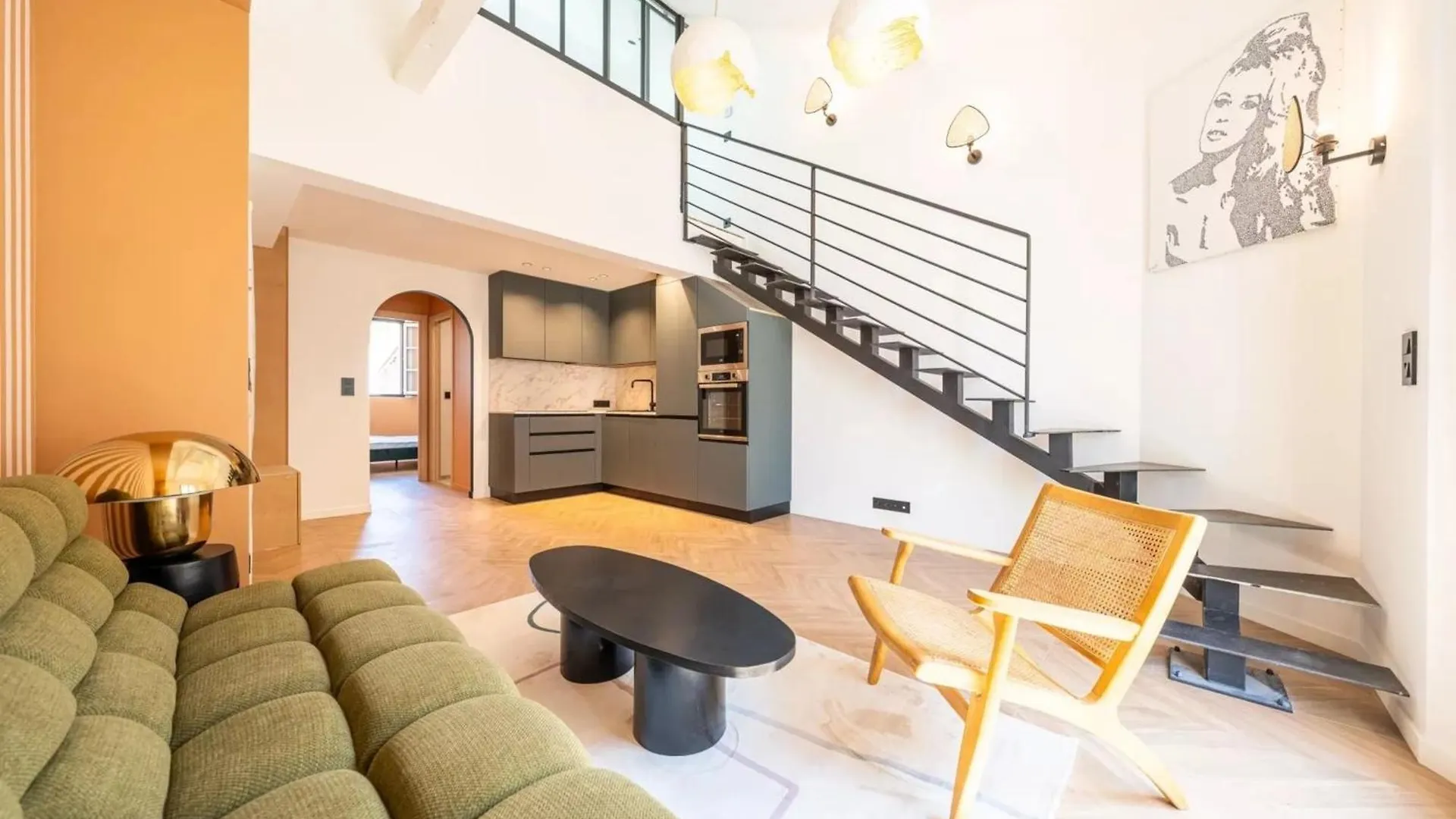 Ref 1992- Rental Apartment Cannes Center Frankreich